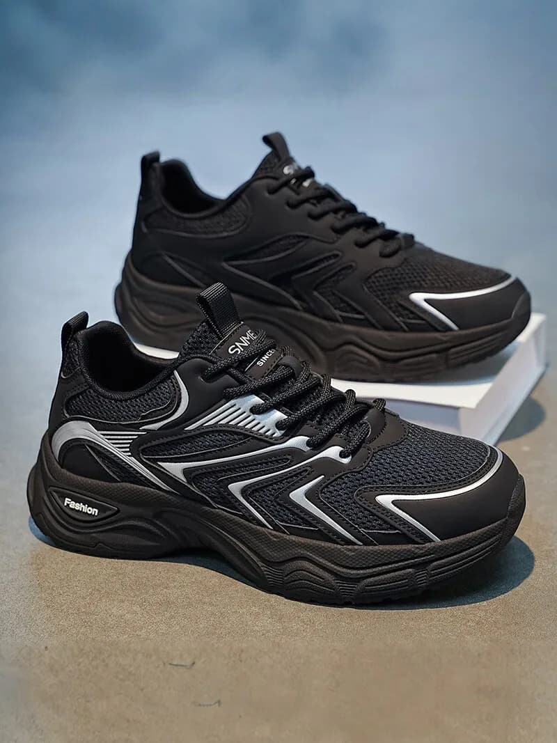 Black Running Shoes Men's Summer Lightweight Breathable Sport Sneakers Dad Style Casual Loafers Fashionable Student Shoes