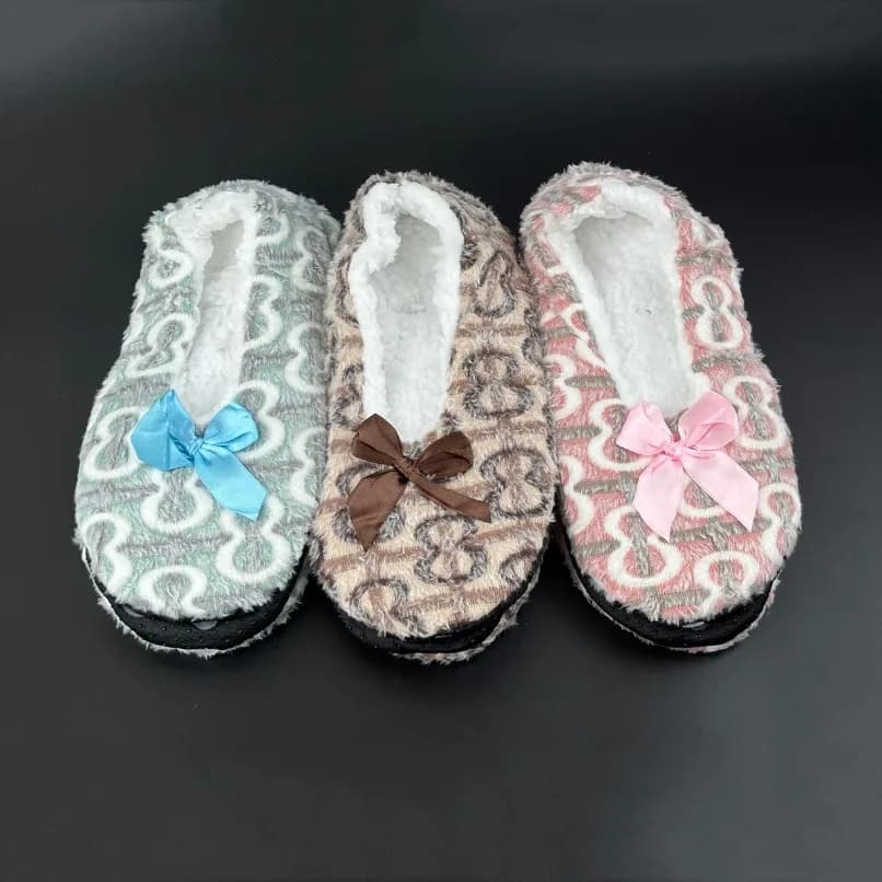 Pantofola calda invernale da donna con nodo a fiocco 8 parole pelliccia peluche antiscivolo impugnatura carina divertente coperta per la casa soffici scarpe da pavimento femminili