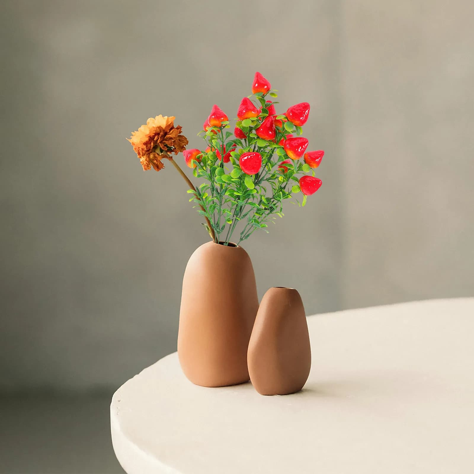 3Pcs Artificial Strawberry Plant Stems Realistic Fake Fruit Branches for Home Decor Living Room Bedroom Office Table Centerpiece