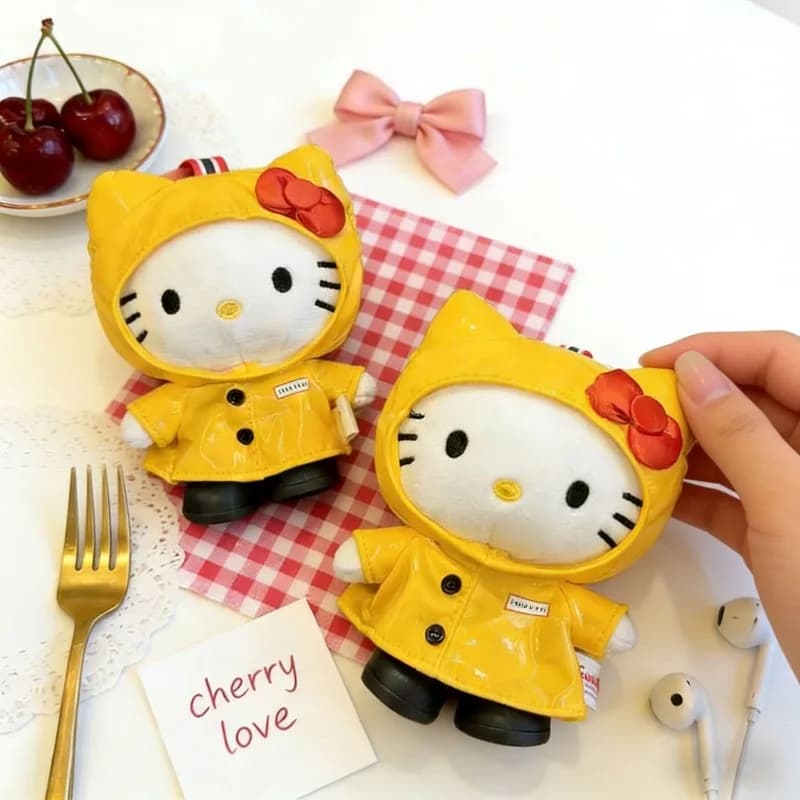 Portachiavi con Bambola di Peluche Hello Kitty in Impermeabile Giallo Kawaii Sanrio, Giacca Antipioggia Cartoon, Ciondolo per Borsa