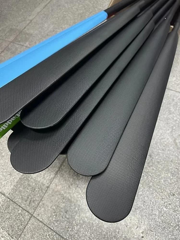 Sea Kayak Two-Piece 100% Carbon Greenland Paddle with Orange Connection