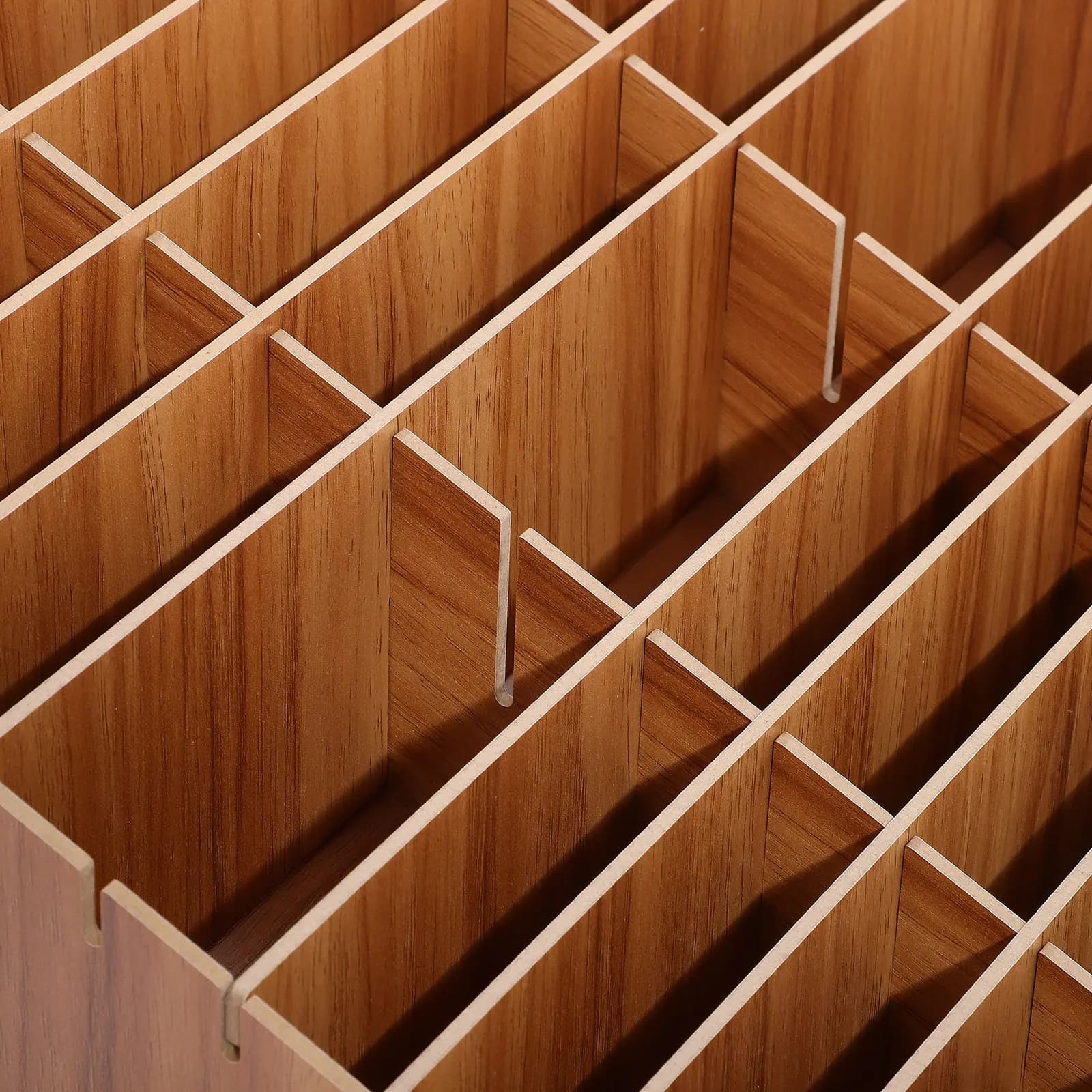 Organizer da Scrivania in Legno con Scomparti Multipli, Porta Telefono e Oggetti, per Aula, Sala Riunioni, Ufficio, Finitura Naturale Liscia