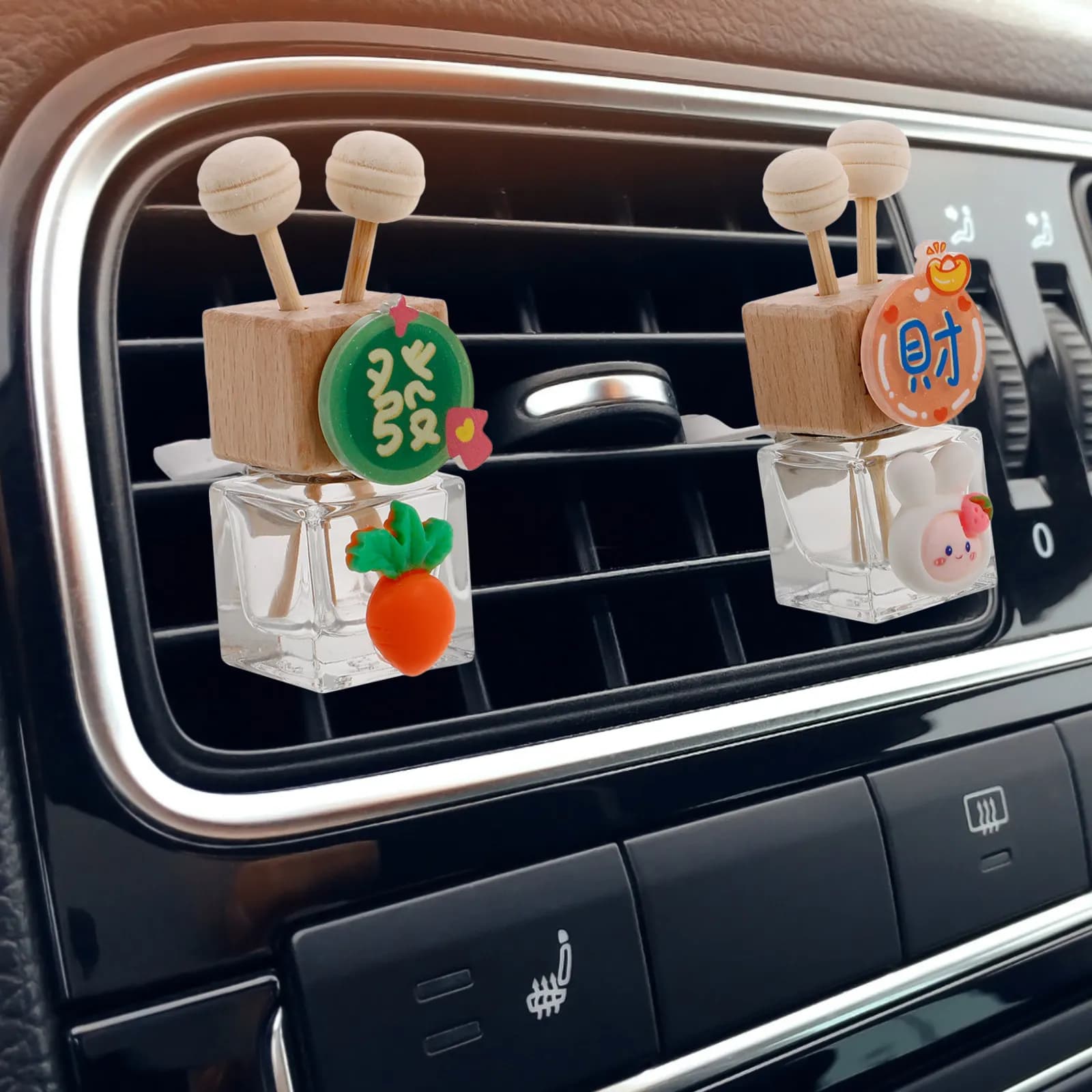2 Pezzi Diffusore di Oli Essenziali per Auto con Clip per Bocchetta di Ventilazione, Bottiglia di Profumo in Vetro Ricaricabile, Deodorante, Ornamento per Aromaterapia, Fragranza per Auto
