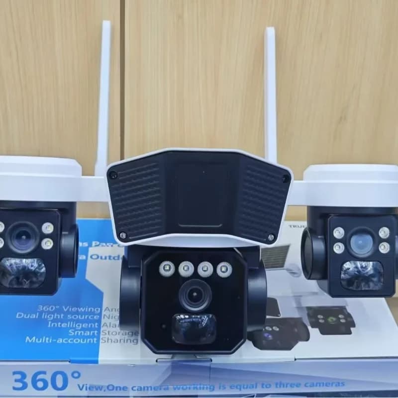 Telecamera wifi con webcam solare a tre obiettivi
