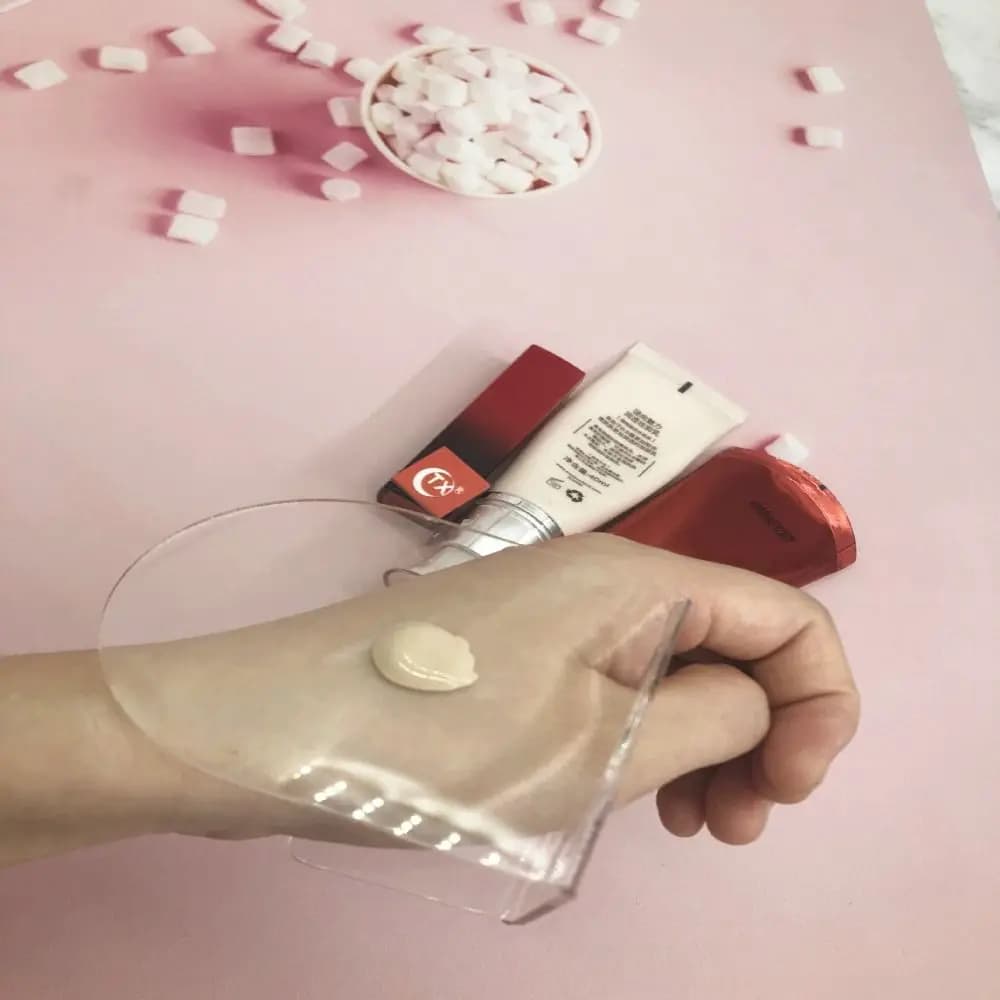 Palette trasparente in acrilico leggera, portatile, a forma di cuore, riutilizzabile, per miscelare fondotinta, per donne