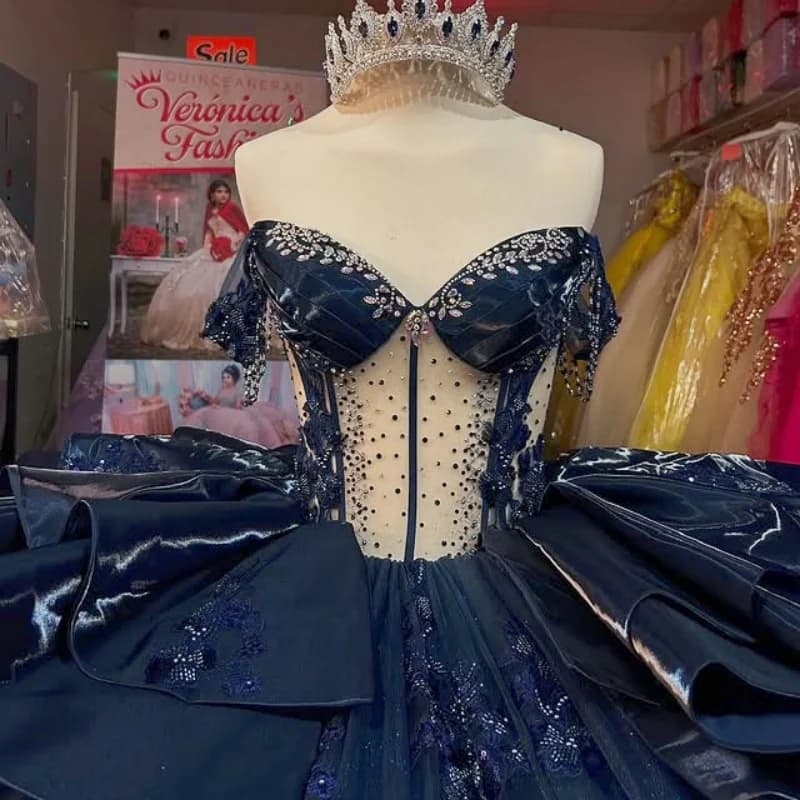 Abiti Quinceanera blu scuro lucidi personalizzati con spalle scoperte applique con paillettes stratificazione Coda lunga Fiocco Vestido De 15 Quinceanera