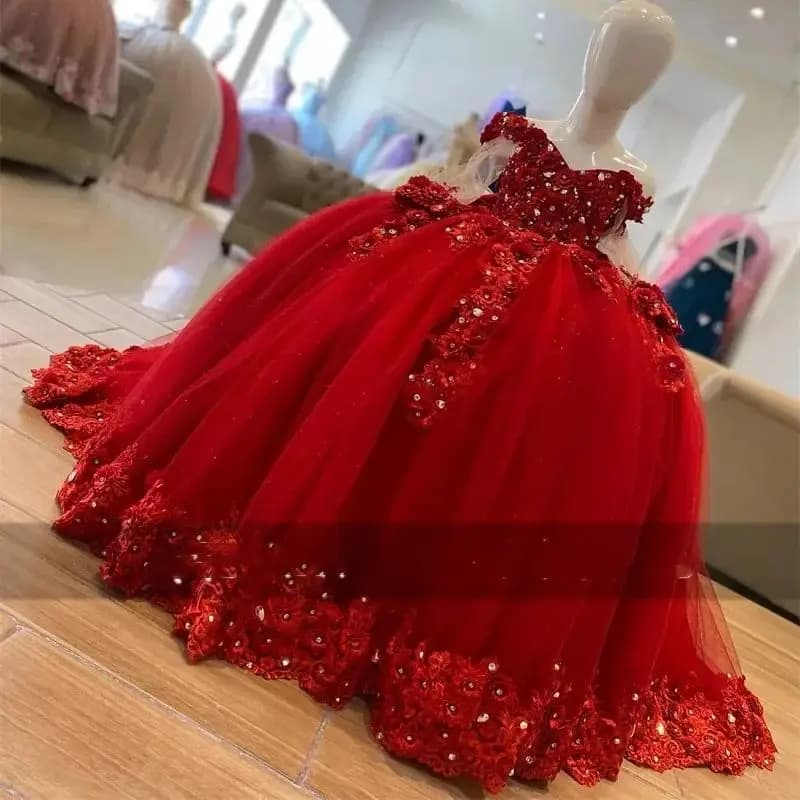 Abiti da ragazza di fiore rosso personalizzati Little Queens Bow Crystal Lace Appliques Ragazza Prima Comunione Abiti da festa di compleanno per bambini