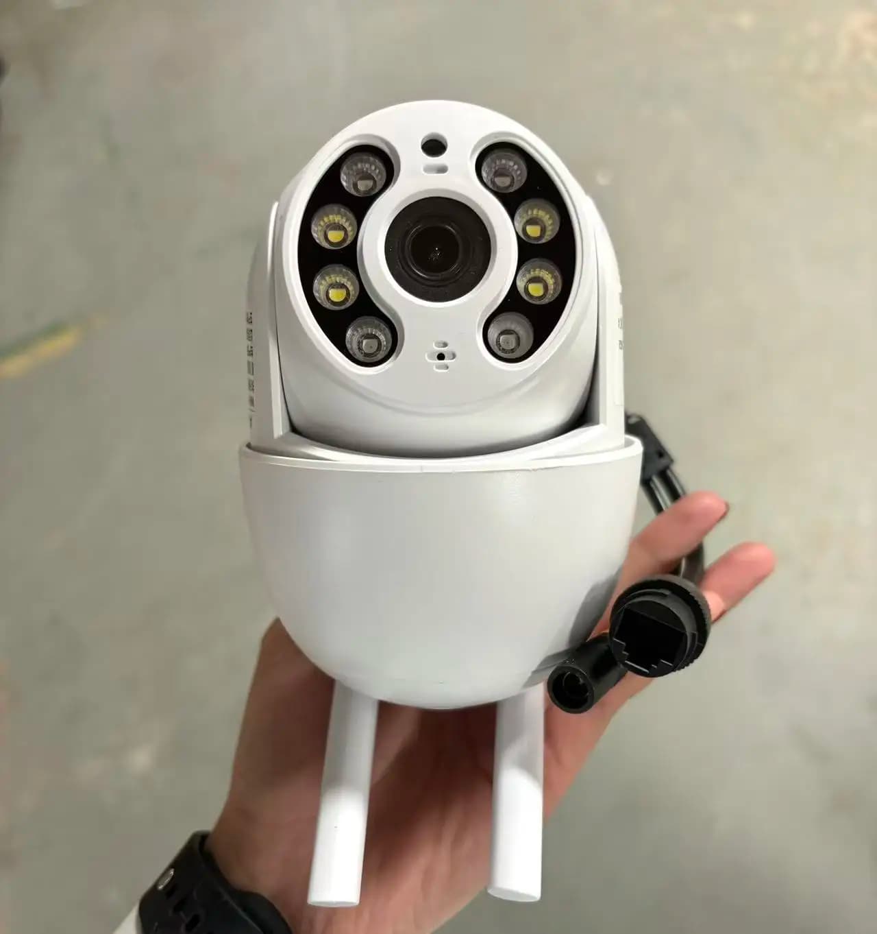 Telecamera di Sicurezza WiFi V360pro 5MP 4K per Esterni, Visione Notturna a Colori, Videosorveglianza IP Intelligente CCTV per Casa