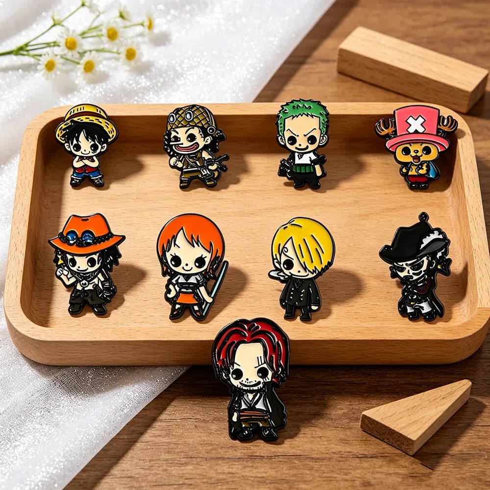 Set di 9 spille smaltate One Piece Anime, simpatiche personaggi dei cartoni animati Luffy, Usopp, Portgas D. Ace, spilla da bavero per zaino e abbigliamento