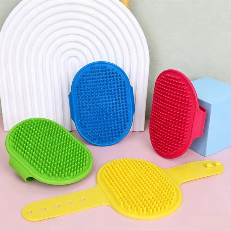 Spazzola da Bagno in Silicone Morbido per Animali Domestici, Pettine Antiscivolo per Massaggio e Toelettatura di Cani e Gatti, Spazzola per Shampoo Facile da Pulire per Cuccioli e Gattini