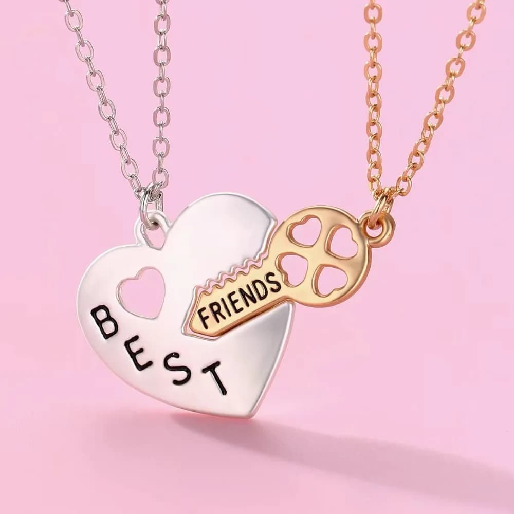 A Girl 2pcs/set Splicing Necklace Heartbroken Pendant Necklace Men and Women Best Friends BFF Friendship Birthday Jewelry Gift