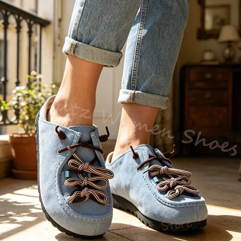 Ciabatte Slip-On Bohemien con Cinturini Incrociati in Pelle Scamosciata Morbida da Donna, Scarpe Comode Casual, Mule Eleganti Multicolore