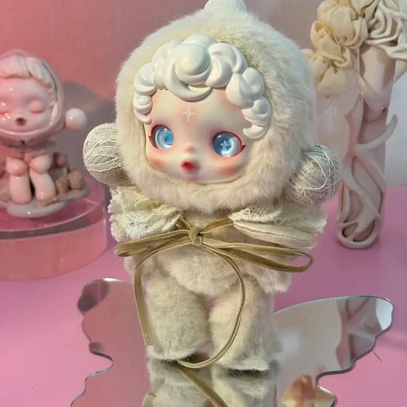 POPMART SKULLPANDA bordo gentile Scatola cieca genuina Scatola misteriosa Ornamenti Kawaii Figurine Decorazioni per la casa Bambole modello desktop