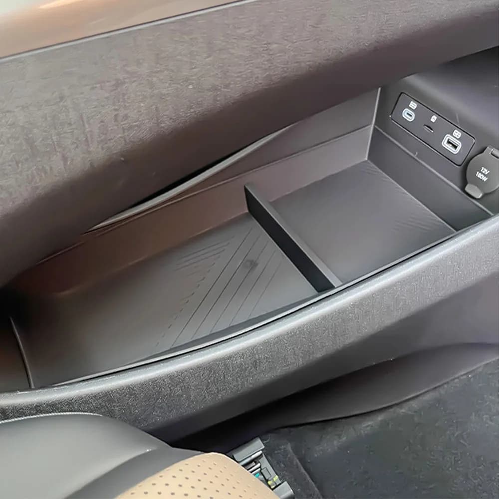 Storage box under central control for BYD Dolphin Smart Driving Edition 2025 Waterproof and stain resistant TPE car accessories