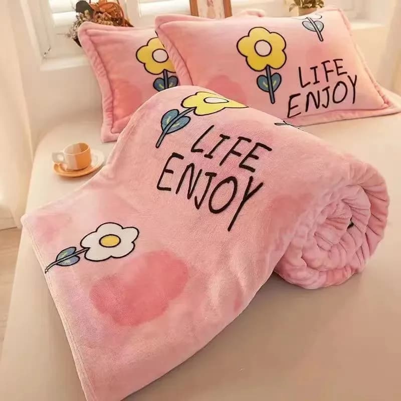 Covered in autumn and winter flannel, double-use sheet: warm and thick blanket for single and double sleep, for all seasons