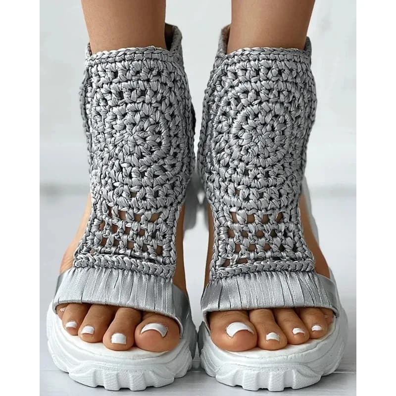 Venditore caldo Sandali lavorati a maglia dorati per donna Scarpe estive elastiche intrecciate Maglia fondo piatto Scava fuori sandali femminili Sandali Mujer