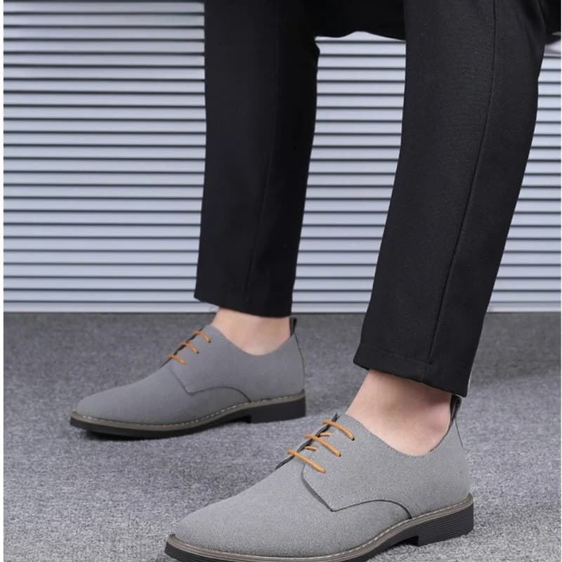 Scarpe da lavoro oversize stringate casual con punta tonda in pelle spazzolata da uomo