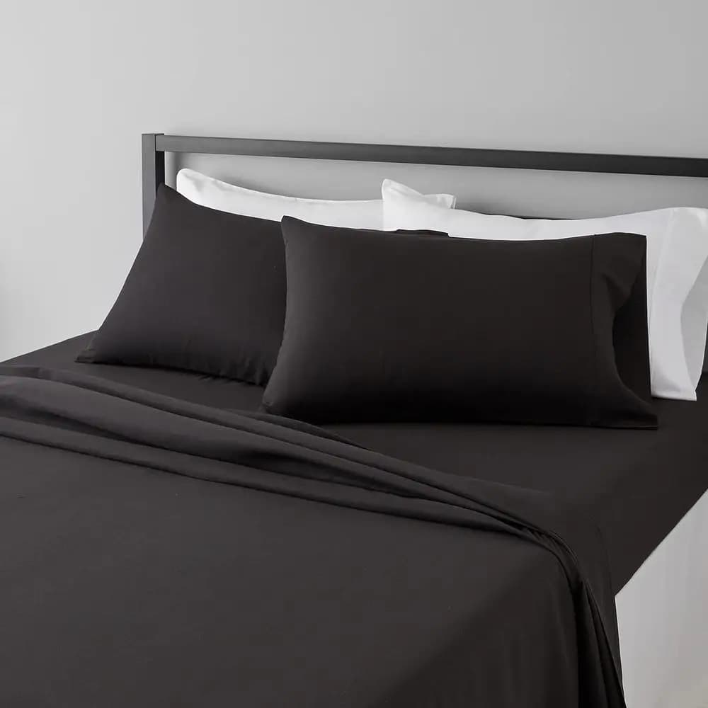 Set of 4 pcs lightweight microfiber sheets, super soft, easy to clean, breathable and comfortable, with 14 inch deep pockets, complete, black,