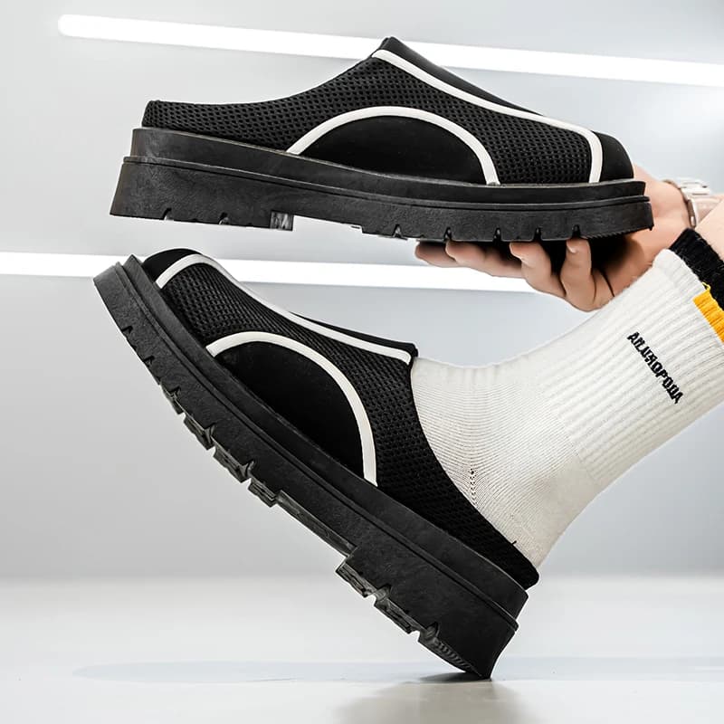 Nuove Ciabatte Estive da Uomo 2026 Taglie Forti, Mezze Ciabatte Slip-On Leggere con Suola Morbida e Punta Chiusa, Scarpe Casual da Esterno