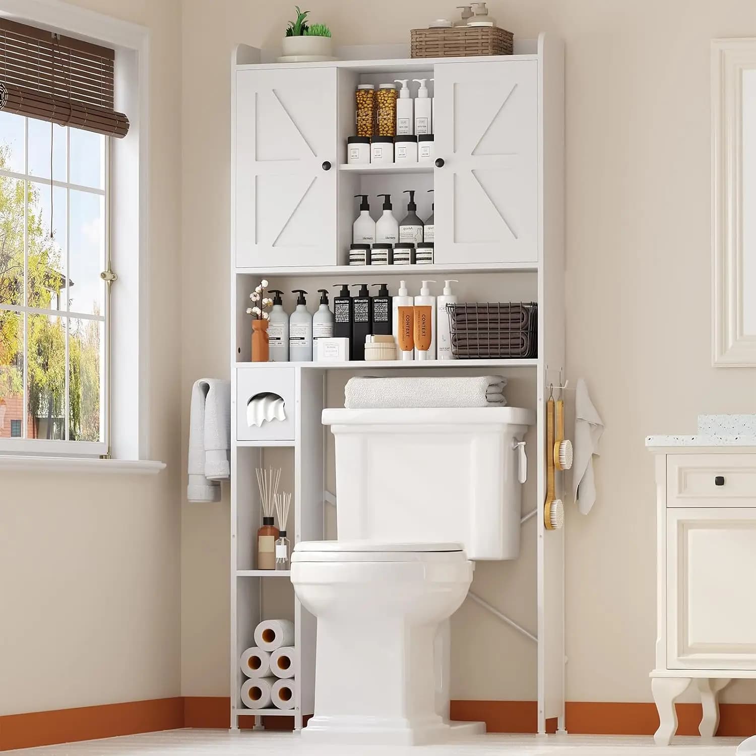 Mobiletto da bagno sopra il WC con struttura in metallo e 7 ripiani, organizer da bagno con ripiani regolabili e porta carta igienica