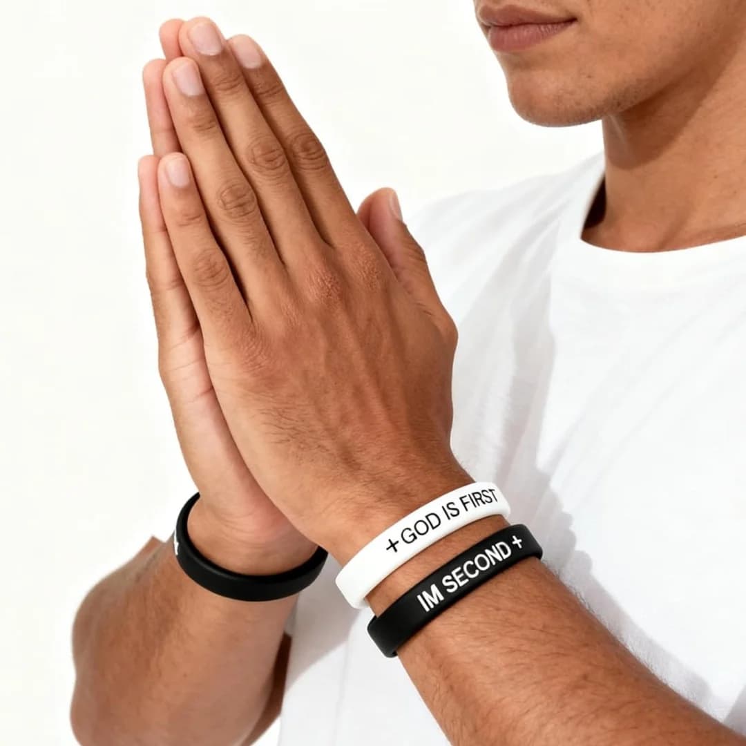 Black&White God is First I am Second Silicone Bracelets Christian Bible Verse Rubber Bracelets Religious Christian Quote Bangle Bracelet for Men Women