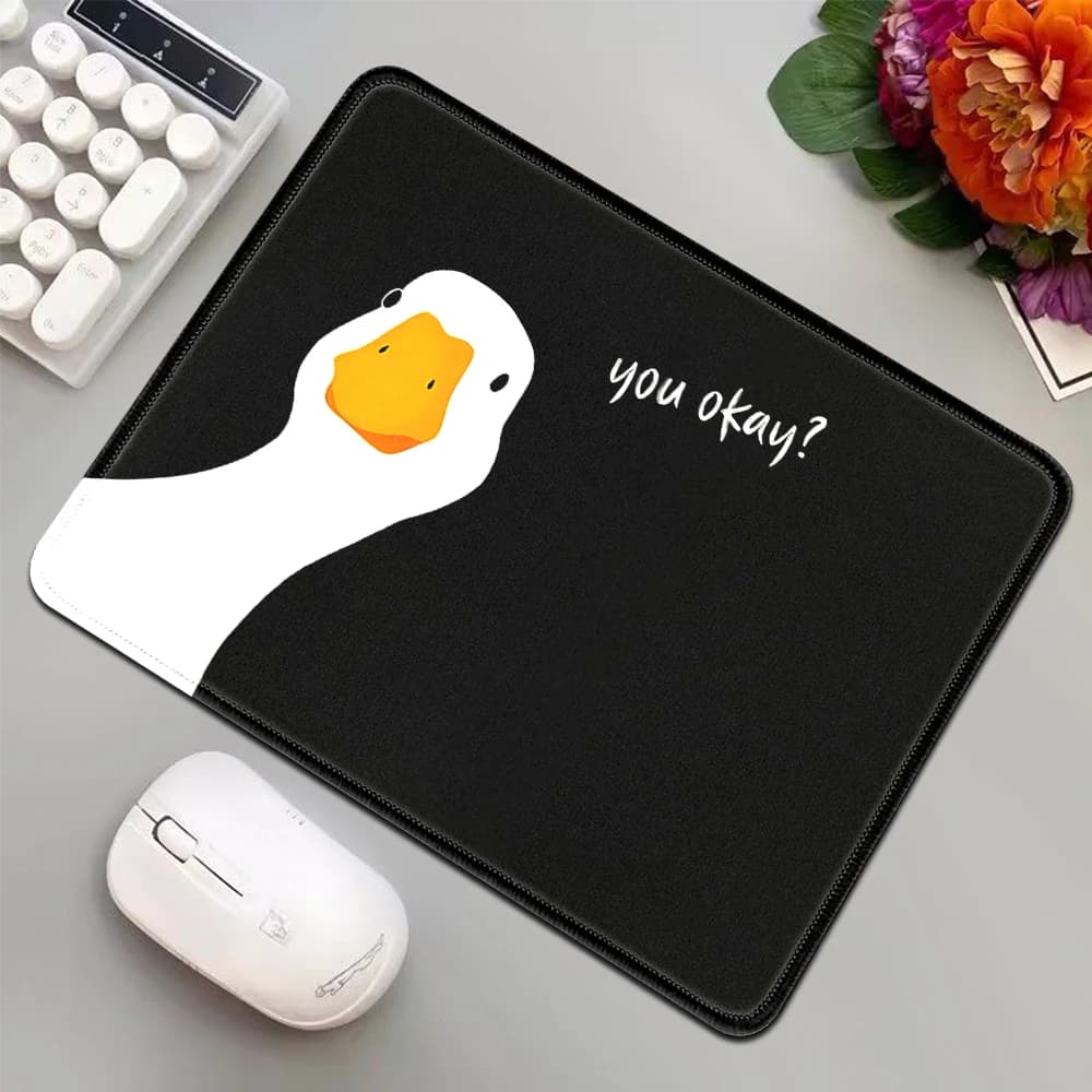 Mini tappetino per mouse nero, divertente meme con anatra "sei bene?", tappetino per mouse da gioco portatile di piccole dimensioni, superficie liscia antiscivolo per PC, notebook, scrivania