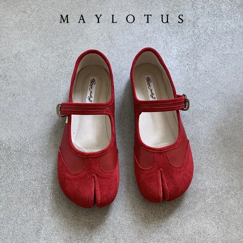 2026 Mary Jeans Tabis Scarpe Donna Appartamenti Ninja Mary Janes Punta divisa Mocassini con cinturino con fibbia Ladies Trotters Mocasines