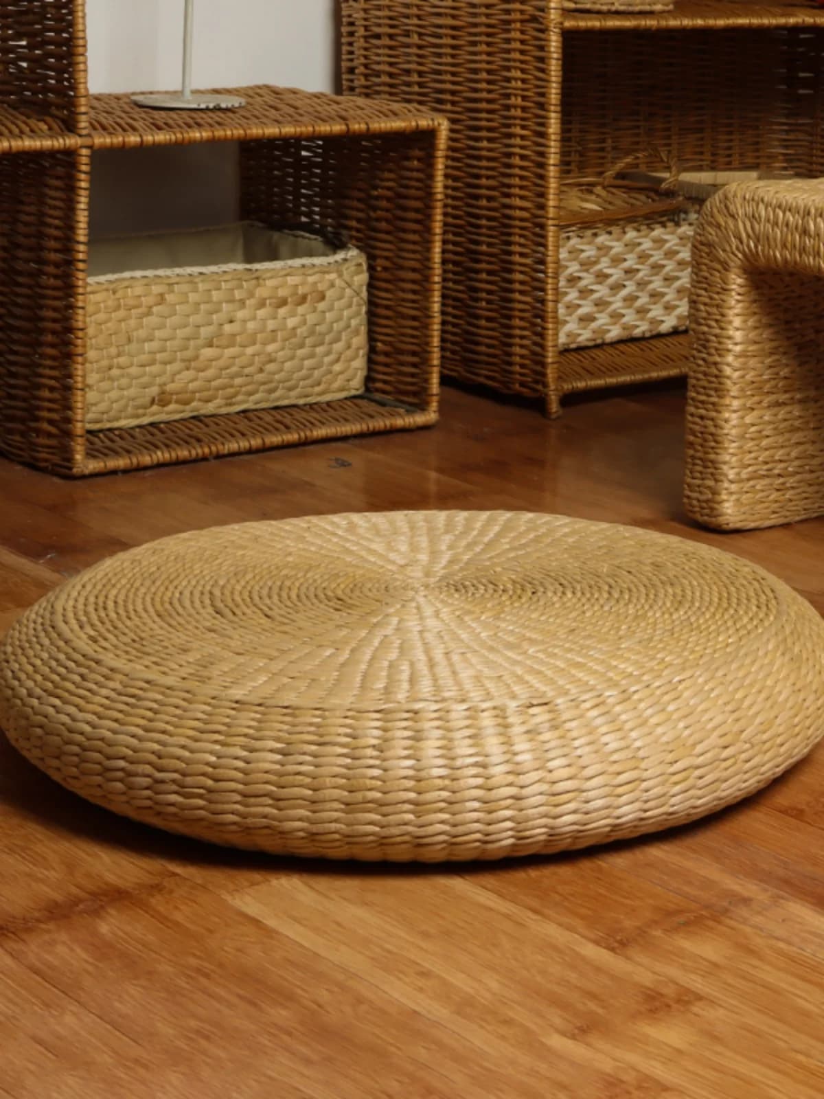Japanese Style Straw Woven Zafu Meditation Cushion Tatami Home Use Ground Grass Pad Yangtze River Delta Area Rural Style