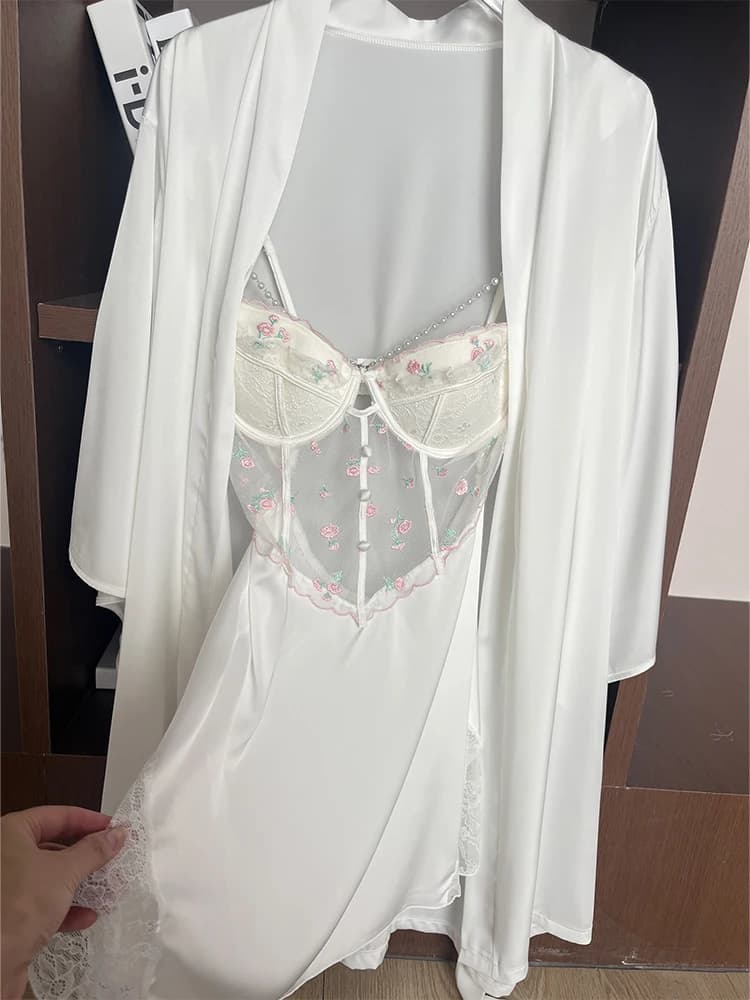 Camicia da notte in pizzo bianco da donna Mini lingerie sexy Indumenti da notte Fiocco Accappatoio Abito Camicia da notte Set Camicia da notte Abito da casa Abbigliamento 2024