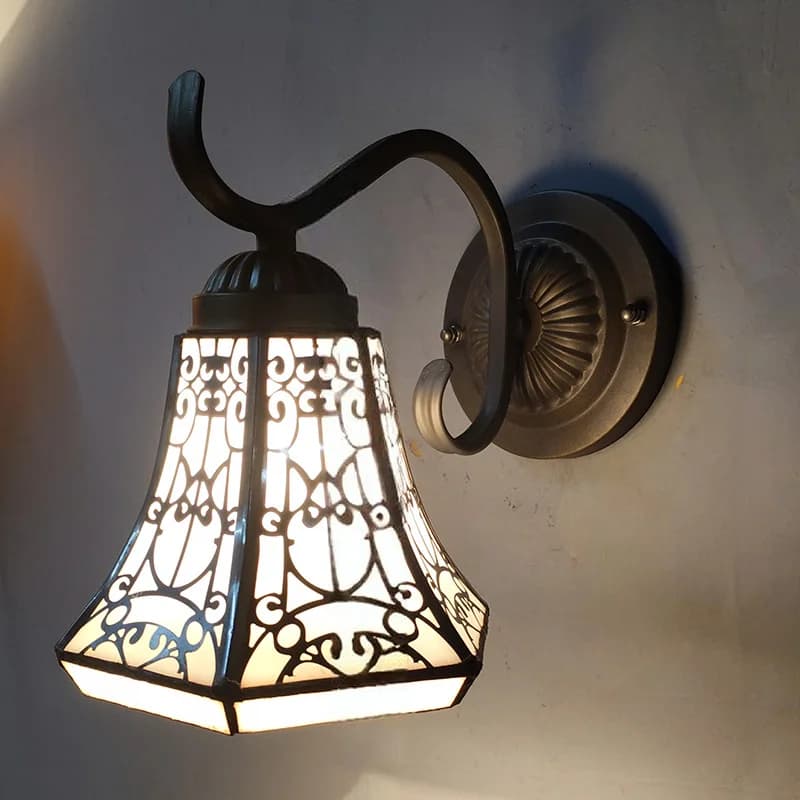 Lampada da parete scandinava in vetro bianco con flessione di calore, design in stile Tiffany, vecchio specchio, lampada da balcone anteriore, antico E27 LED