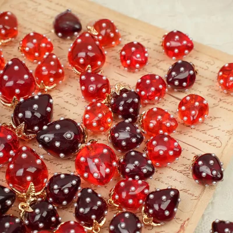 1Pcs Strawberry Resin Charms Cute Strawberry Pendant For DIY Earrings Necklace Bracelets Hairpin Jewelry Accessories