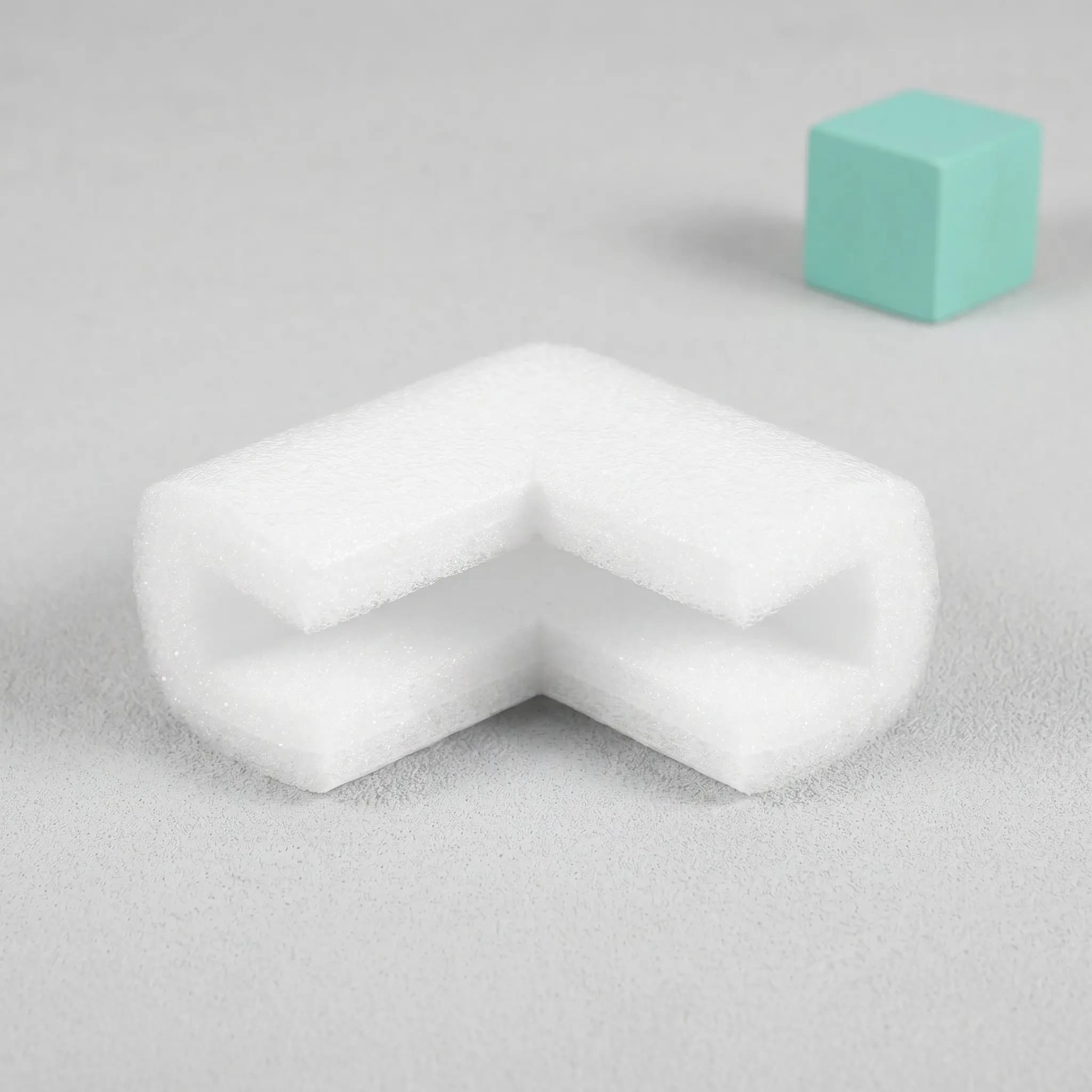 24Pcs Epe Foam Corner Protectors L-Shaped Furniture Edge Guards Shockproof Cushions for Moving Boxes Picture Frames Mirrors