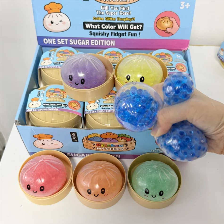 Dumpling Squeeze Toy with Bamboo Steamer, Soft TPR Dough Ball, Realistic Decompression Fidget Toy, Stress Relief Gift