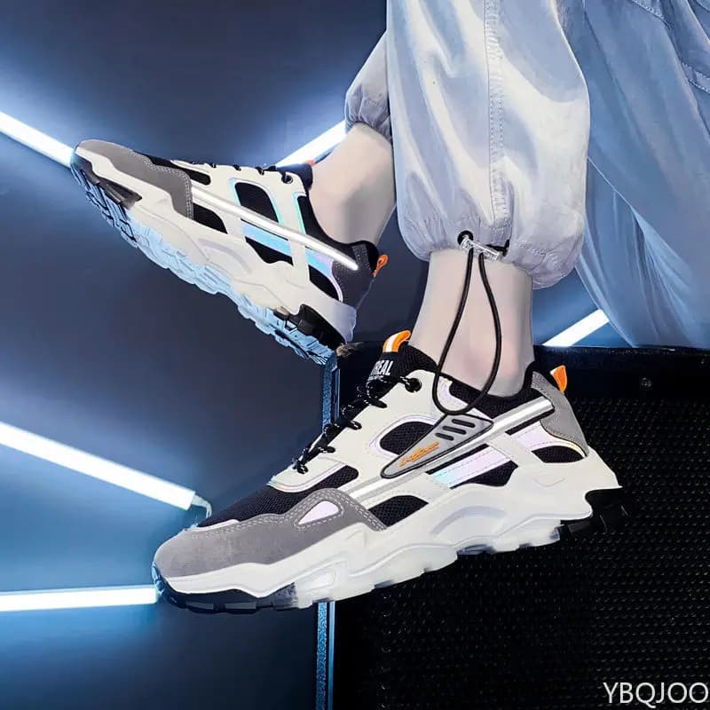 Sneakers da uomo alla moda per la primavera e l'autunno, versatili, casual, semplici, comode, antiscivolo, resistenti all'usura, traspiranti.