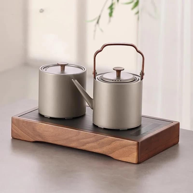 Bollitore elettrico in titanio puro con alimentazione automatica dell'acqua, da tavolo, per uso domestico, con isolamento termico integrato a temperatura costante.