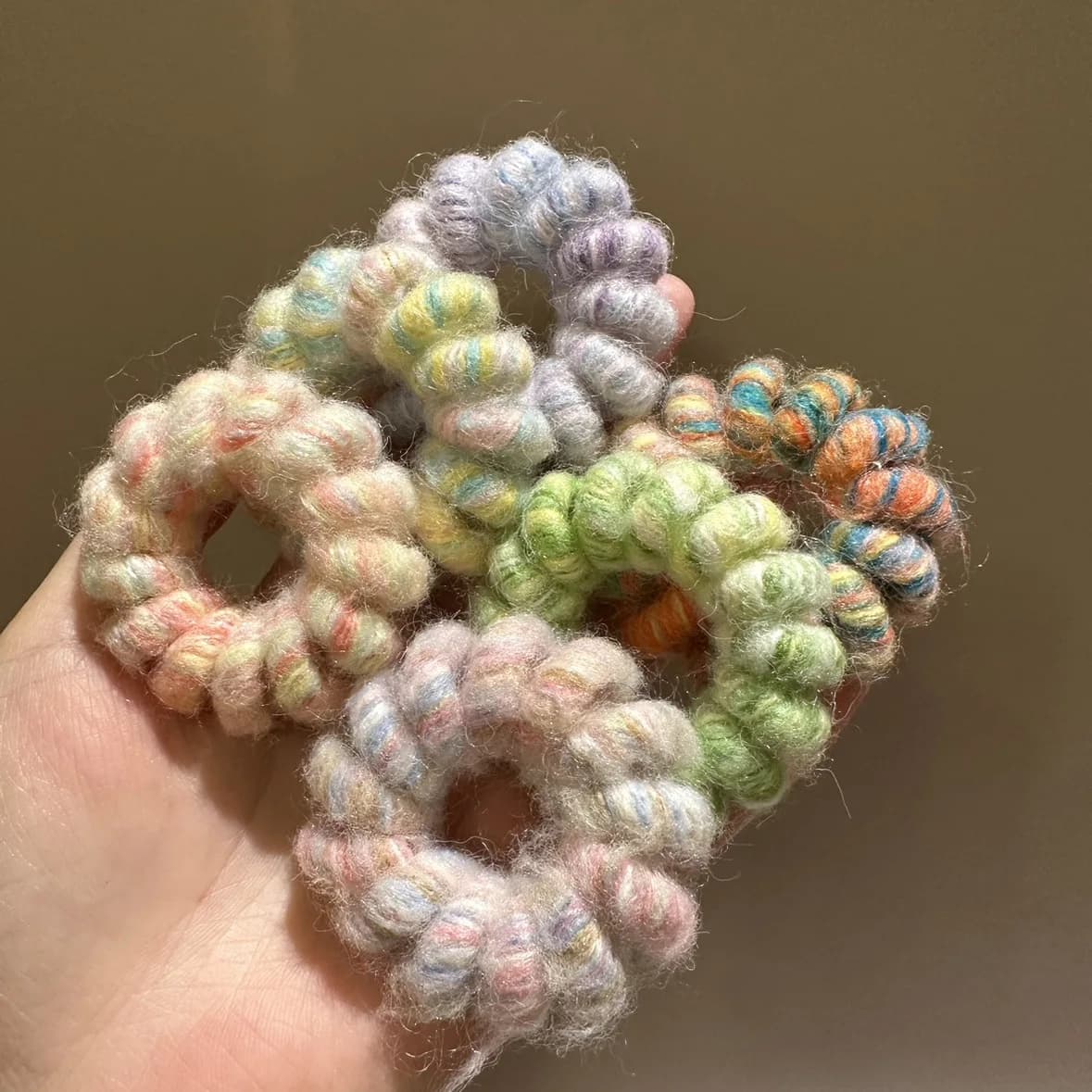 New phone line in wool blended cream gradually change, hair band, seamless stopper, French springs