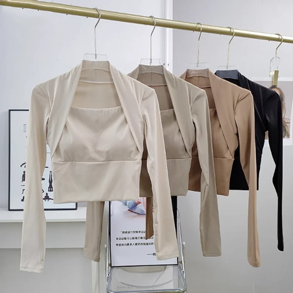 Top da allenamento a maniche lunghe da donna con reggiseno incorporato, camicia fitness ad asciugatura rapida per corsa e pilates, abbigliamento da allenamento autunno inverno