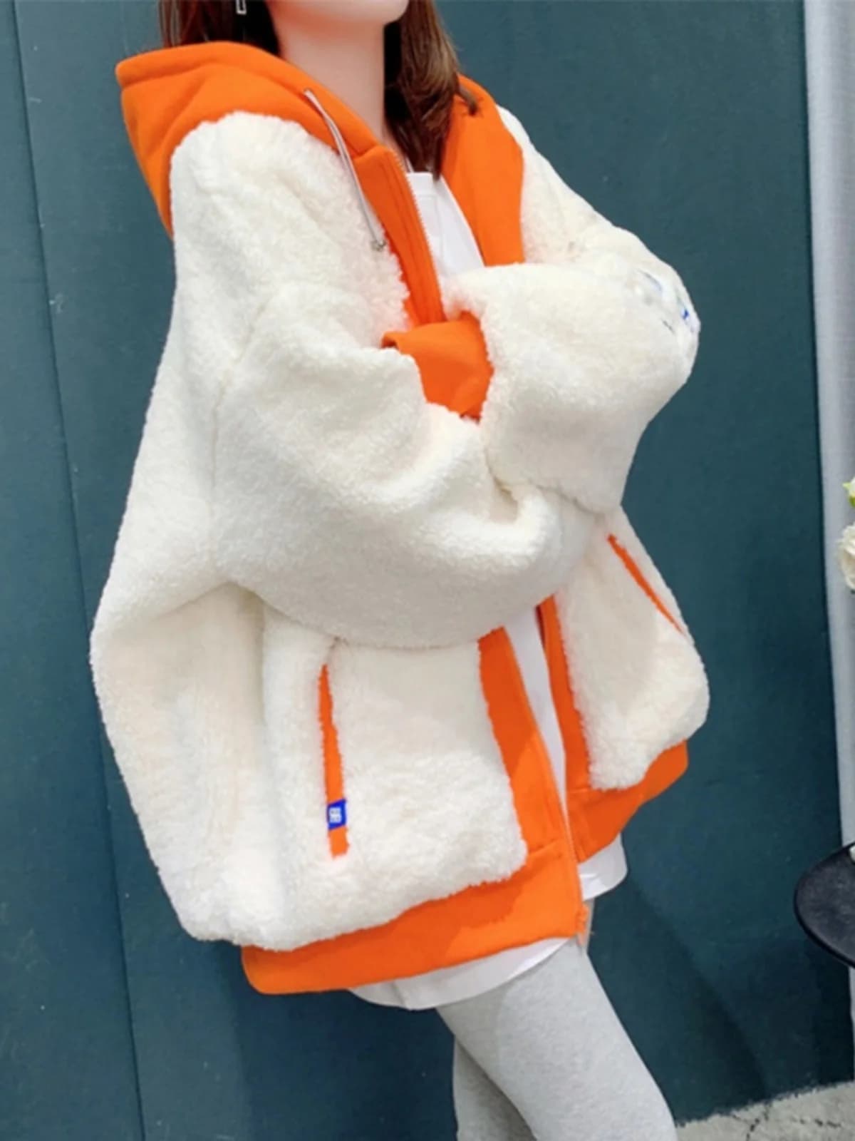 Ladies Large Size Autumn Winter Lamb Fur Jacket Loose Fit Hoodie Casual Style Fleece Lined Short Coat Zipper Closure Long Sleeve