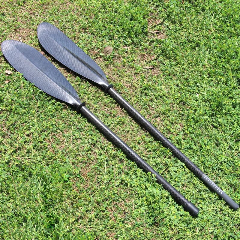 Pagaia per kayak a due pale da 750G in fibra di carbonio, con borsa porta pagaia regolabile 220-230 cm e anello di ritenzione acqua