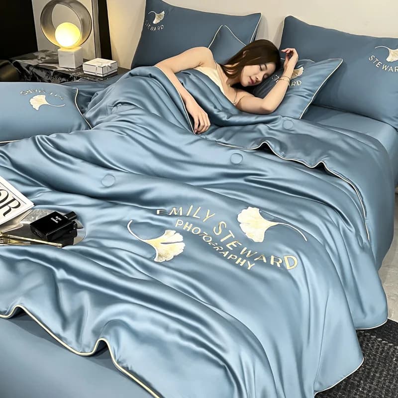 Comforter Sets Summer Silk-Feel Cooling Quilt 4PC Lightweight Breathable Machine Washable Luxury with Embroidery Contrast Piping