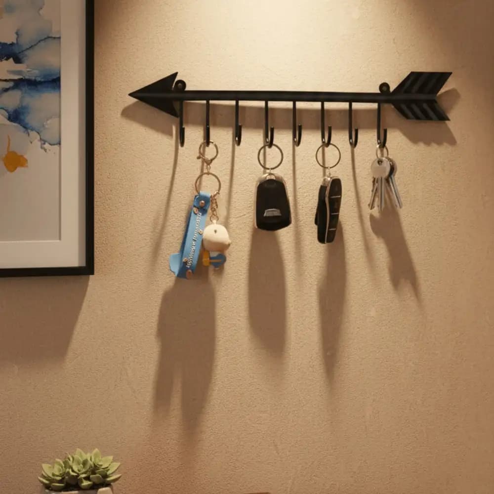 CIFBUY Pretty Arrow Shape Metal Key Holder Wall Mounted Multi Hooks Key Rack Farmhouse Entryway Wall Decor