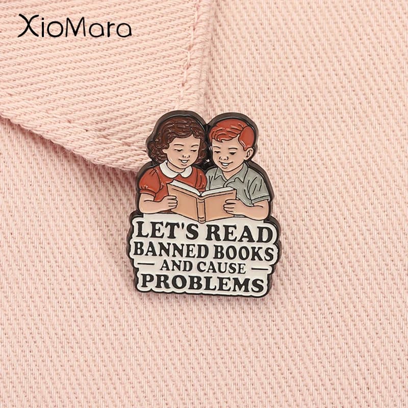 Let's Read Libri vietati Spilla smaltata Libri vietati Lettore settimanale Spilla Zaino da bavero Distintivo Accessori per gioielli Regalo per gli amici