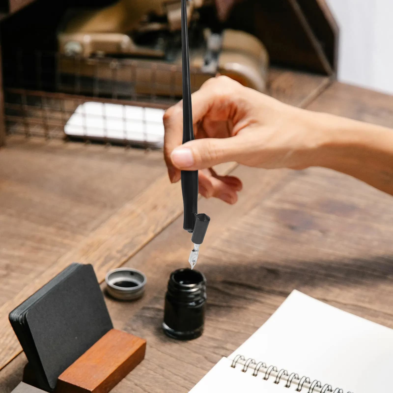 1Set Elegant Metal Dip Pen Set Unique Bent Tip Design Flat Head Nibs Calligraphy Drawing Lettering Signature Portable Art