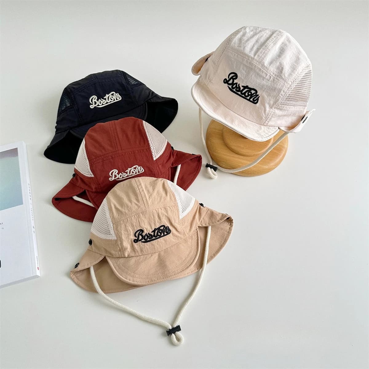 Cappello da Sole per Bambini con Lettere Ricamate, Cappellino Estivo Traspirante in Rete per Bambini e Bambine, Cappello Panama alla Moda con Patchwork