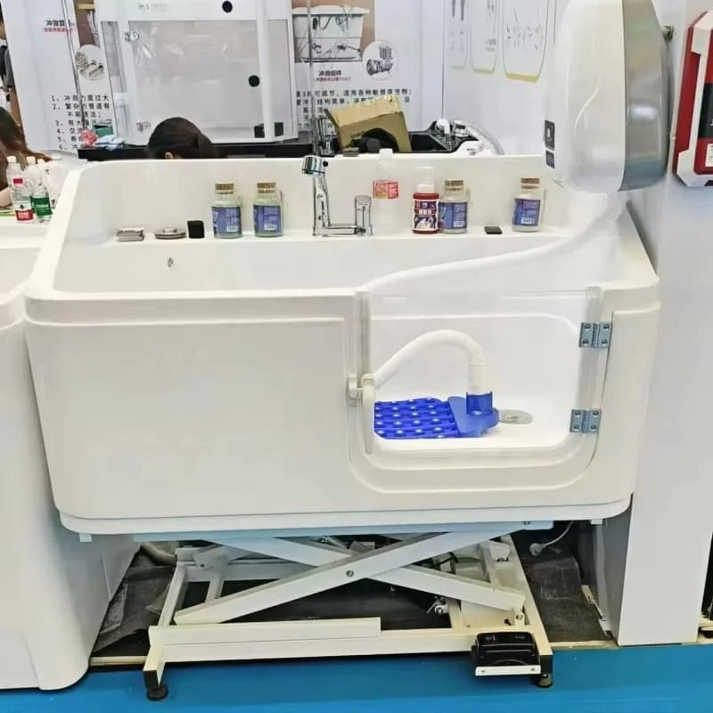Vasca da bagno per cani di grandi dimensioni Vasca da bagno in acrilico per animali domestici con ascensore elettrico per negozi di animali e saloni per toelettatura