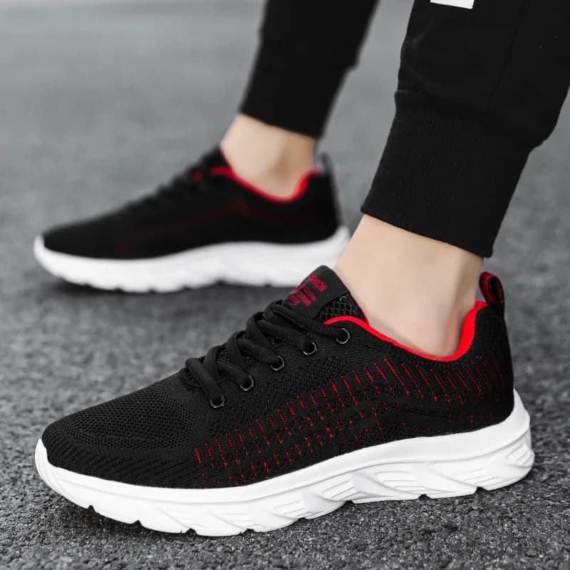 Nuove scarpe sportive in mesh Scarpe leggere con suola morbida per l'autunno Sneakers comode e casual Scarpe da corsa traspiranti per studenti