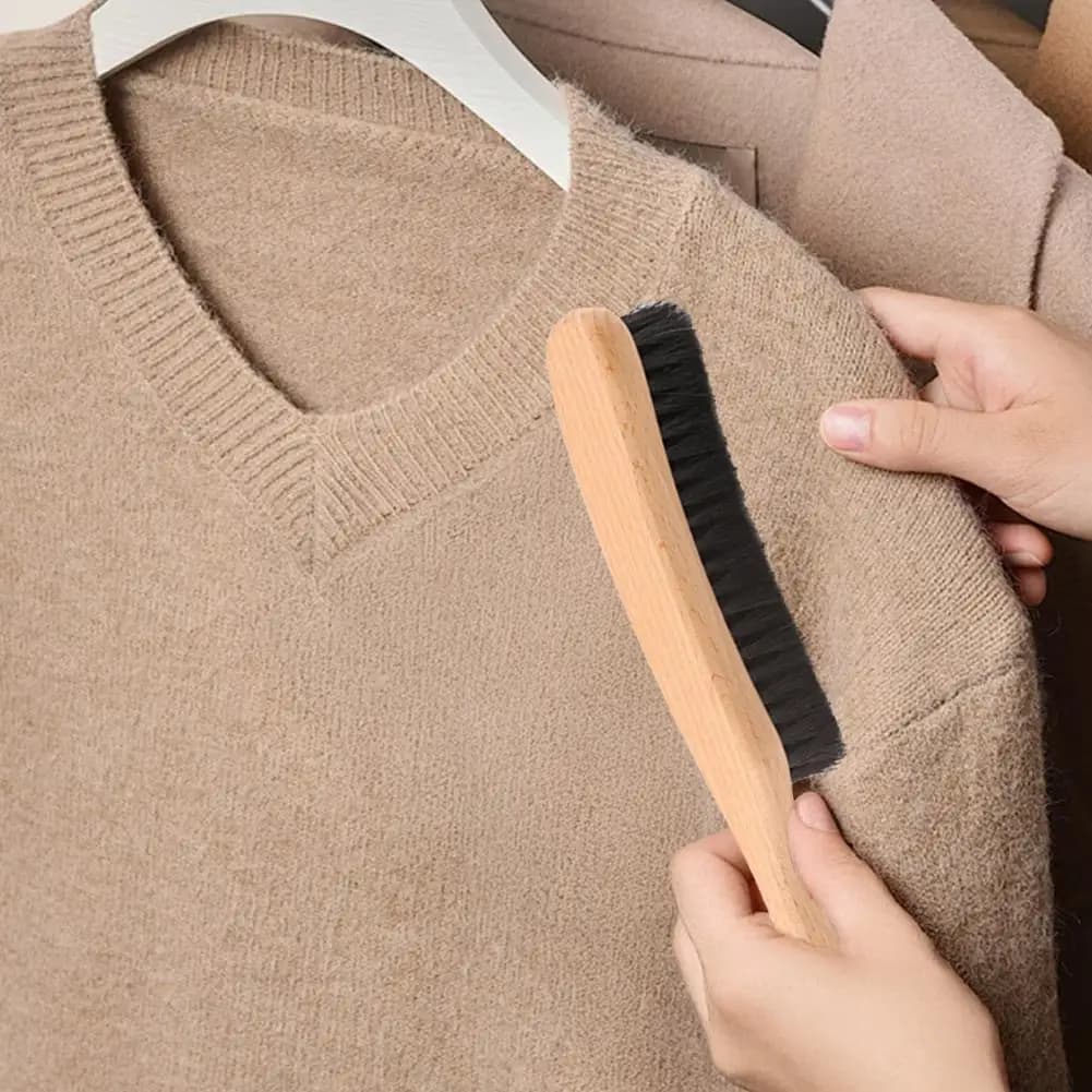 Spazzola Spazzola per vestiti portatile compatta per cappelli da cowboy in feltro Mobili in velluto con manico in legno Spazzola per capelli per animali domestici