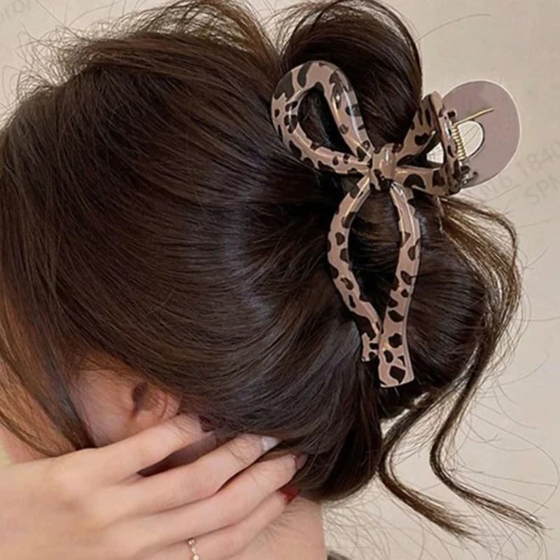 Nuova coda di cavallo Fiocco leopardato Grande artiglio per capelli Accessori per capelli granchio per le donne Testa posteriore Clip di squalo Forcine per ragazze Barrettes Fasce per capelli