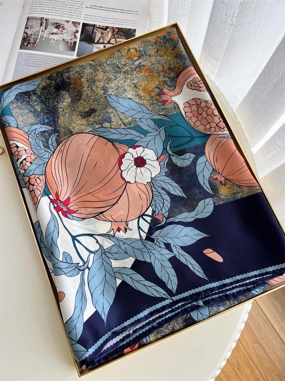 Sciarpa Quadrata Grande in Seta di Gelso Satinata da Donna, Foulard, Stola, Bandana, con Bordi Arrotolati, Decorazione, Regalo 110CM