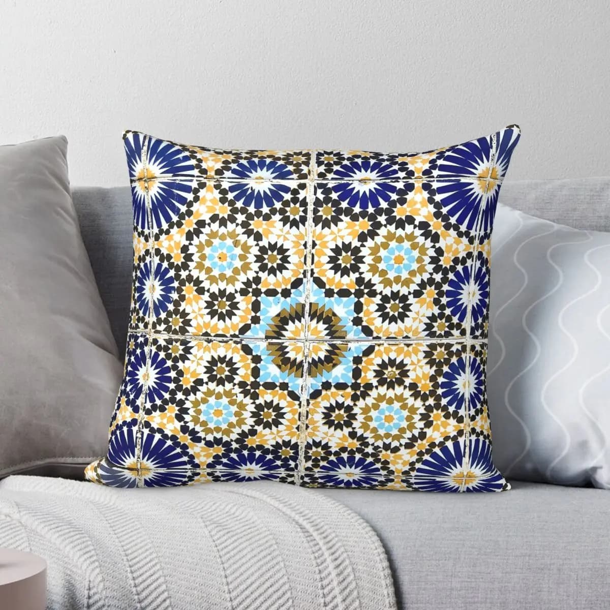 Fodera per cuscino decorativa creativa in poliestere, lino e velluto con motivo a piastrelle marocchine blu e oro, 45x45 cm